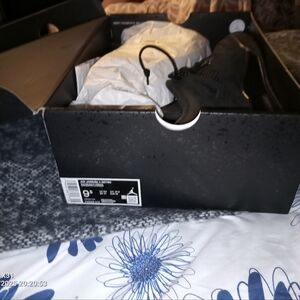 Men's Black Sneakers